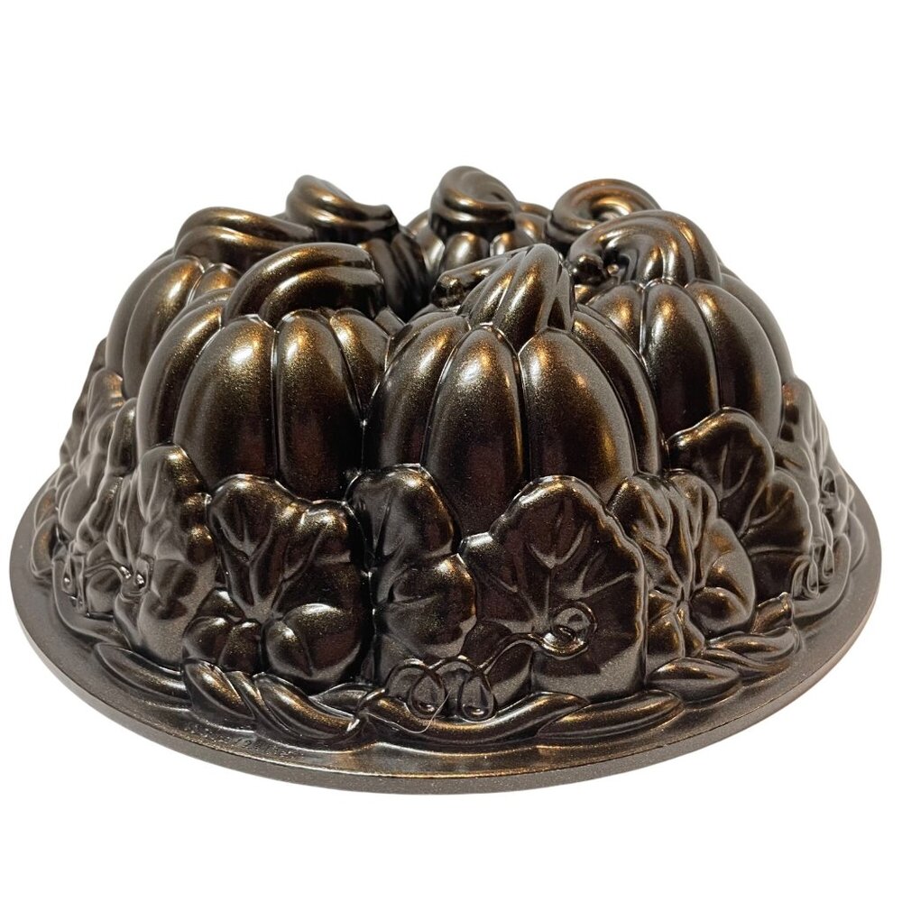 Nordic Ware Cast Aluminum Pumpkin Patch Bundt Pan Seasonal Fall Bakeware Nonstic